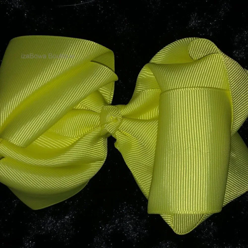 **** Lemon Yellow 6